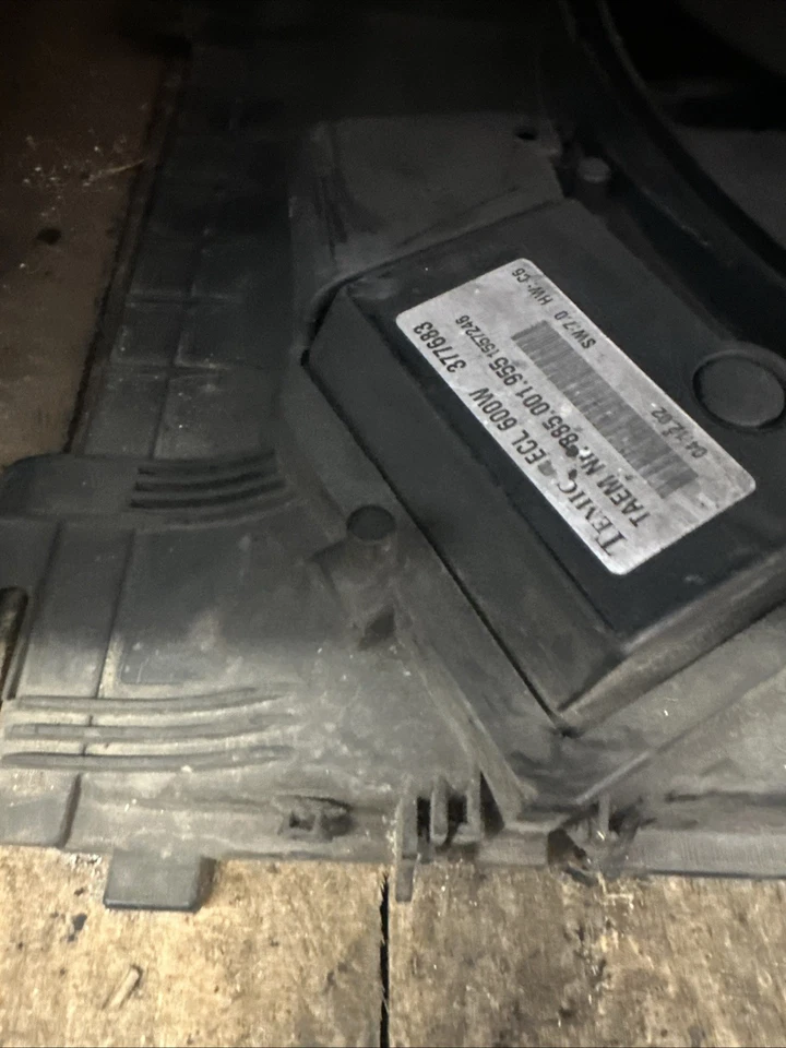 Mercedes Benz W203 Clase C C200 K Ventilador Motor Ventilador Eléctrico A2035000293 77683 Foto 2 de 4