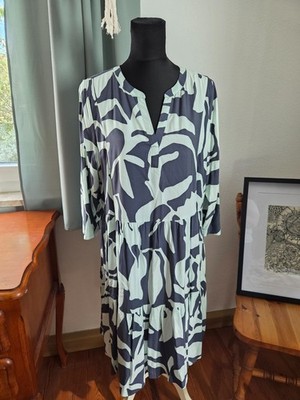 COMMA Damenkleid Gr. 44   nur 1x getragen   neuwertig