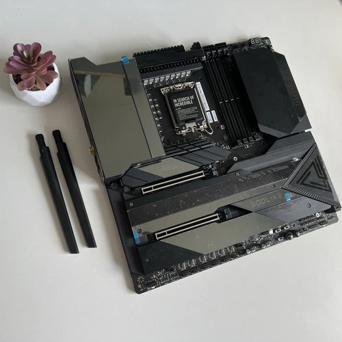 MSI MEG Z790 GODLIKE MAX LGA 1700 DDR5 EATX Motherboard Intel 12,13,14 Gen!!!
