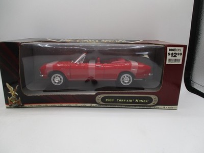 1/18 SCALE ROAD SIGNATURE YAT MING RED 1969 CORVAIR MONZA