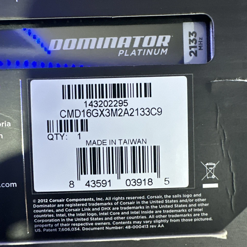 Corsair DOMINATOR PLATINUM 16GB (2x8GB) DDR3 DRAM 2400MHz Desktop Memory  - Image 3 of 3