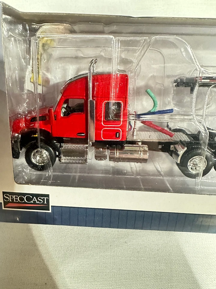Massey Ferguson Kenworth T880 Semi w/ Fontaine Stepdeck By SpecCast 1/64th Scale - Image 3 of 4