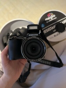 Samsung WB Series WB100 16.2MP Digital Camera - Black (EC-WB100ZDDBZA)
