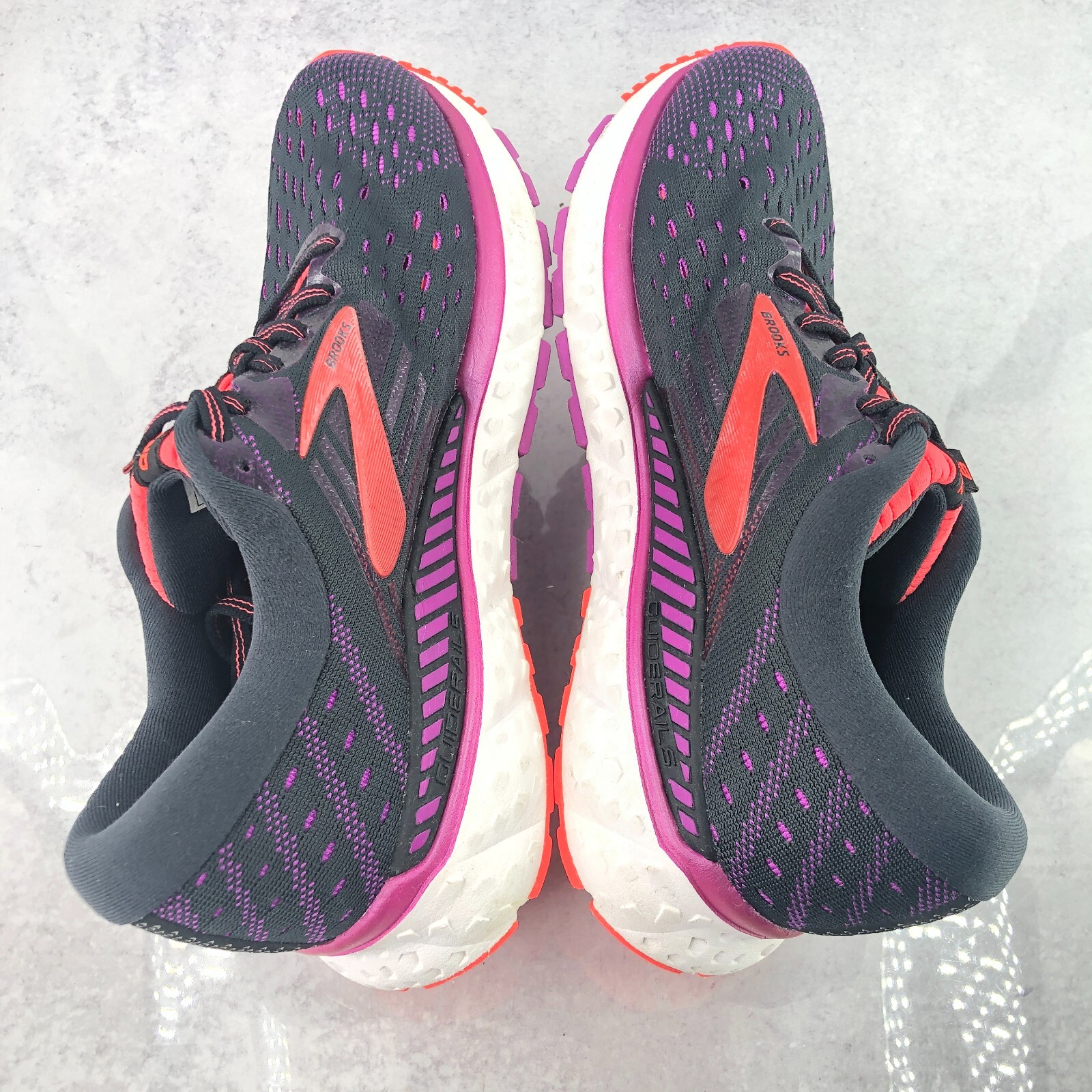 brooks transcend 6 womens