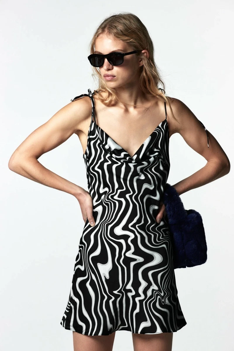 ZARA WOMAN SHORT PRINT DRESS 2183 266 Size Small