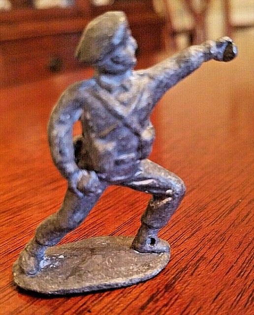 VINTAGE ANTIQUE CAST LEAD METAL 2X2"SOLDIER TOY FIGURE WW1 eBay