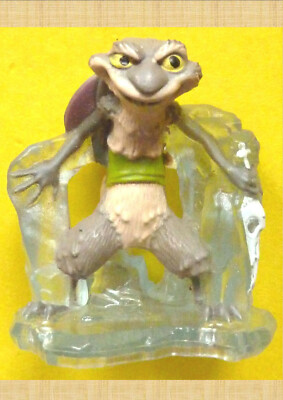 ICE AGE 4 (KINDER JOY) FIGURINE RABBIT RASMUSSEN (SQUINT) WITH KNIFE ...