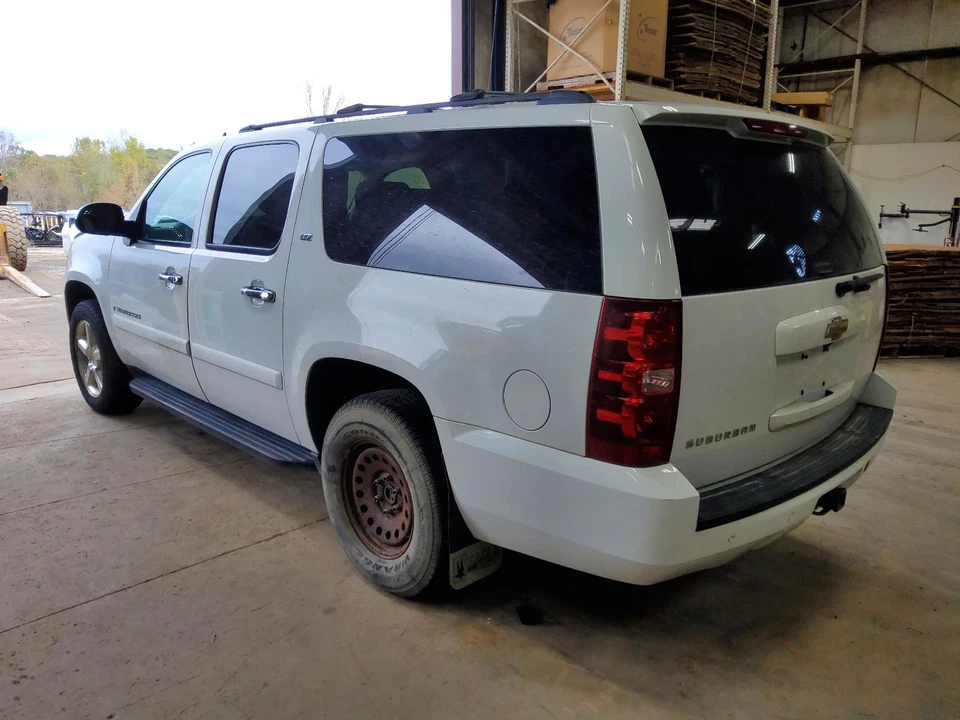 Medidor de velocímetro usado se adapta a: Chevrolet Suburban 1500 2008 nuevo estilo puerta lisa Foto 2 de 4