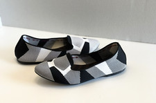 Skechers Cleo Sherlock Women's Black/White Knit Flats Comfort Memory Foam Sz 7.5