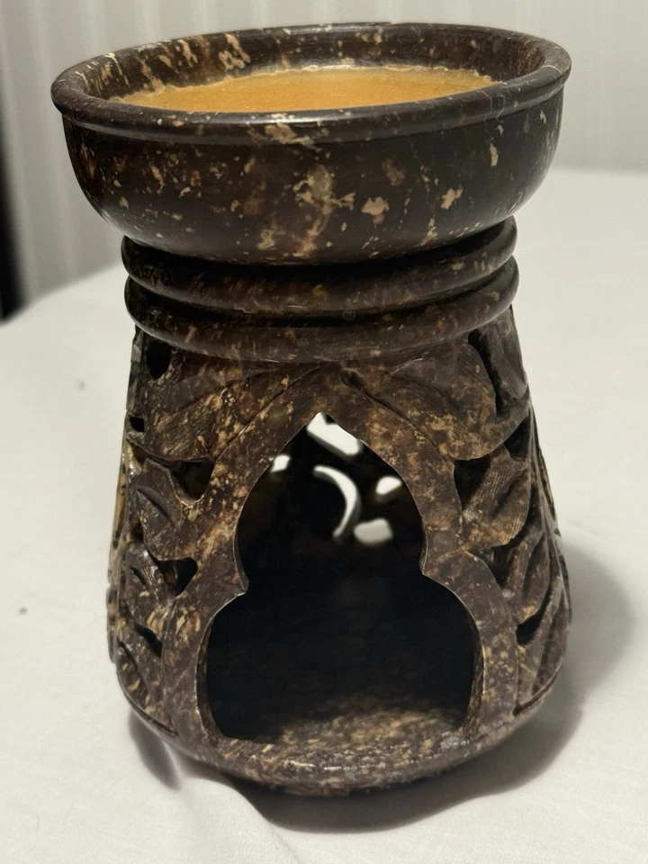 Yankee Candle Soapstone Tart Warmer 2 Piece Carved - Image 2 of 4