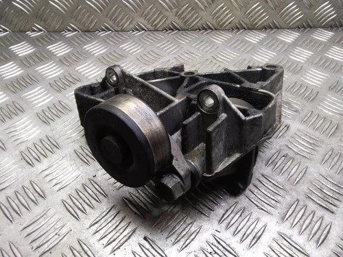 BMW 3 E46 HALTERUNG KLIMAKOMPRESSOR 64552247388 2247388 2.00 Diesel 16893804