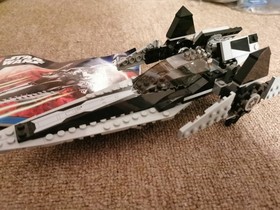 LEGO Star Wars: Imperial V-Wing Starfighter (7915) Starship Collector