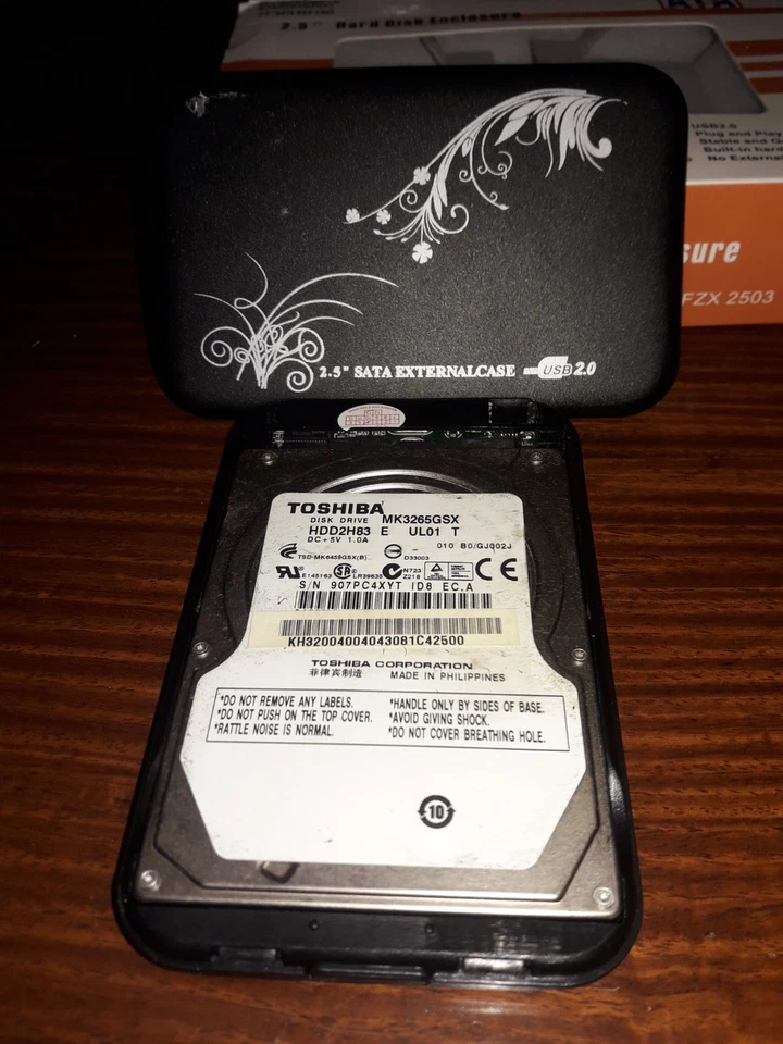 External USB Hard Disk in case Toshiba MK3265GSX 320G in case with USB 2.0 cable - Image 4 of 4