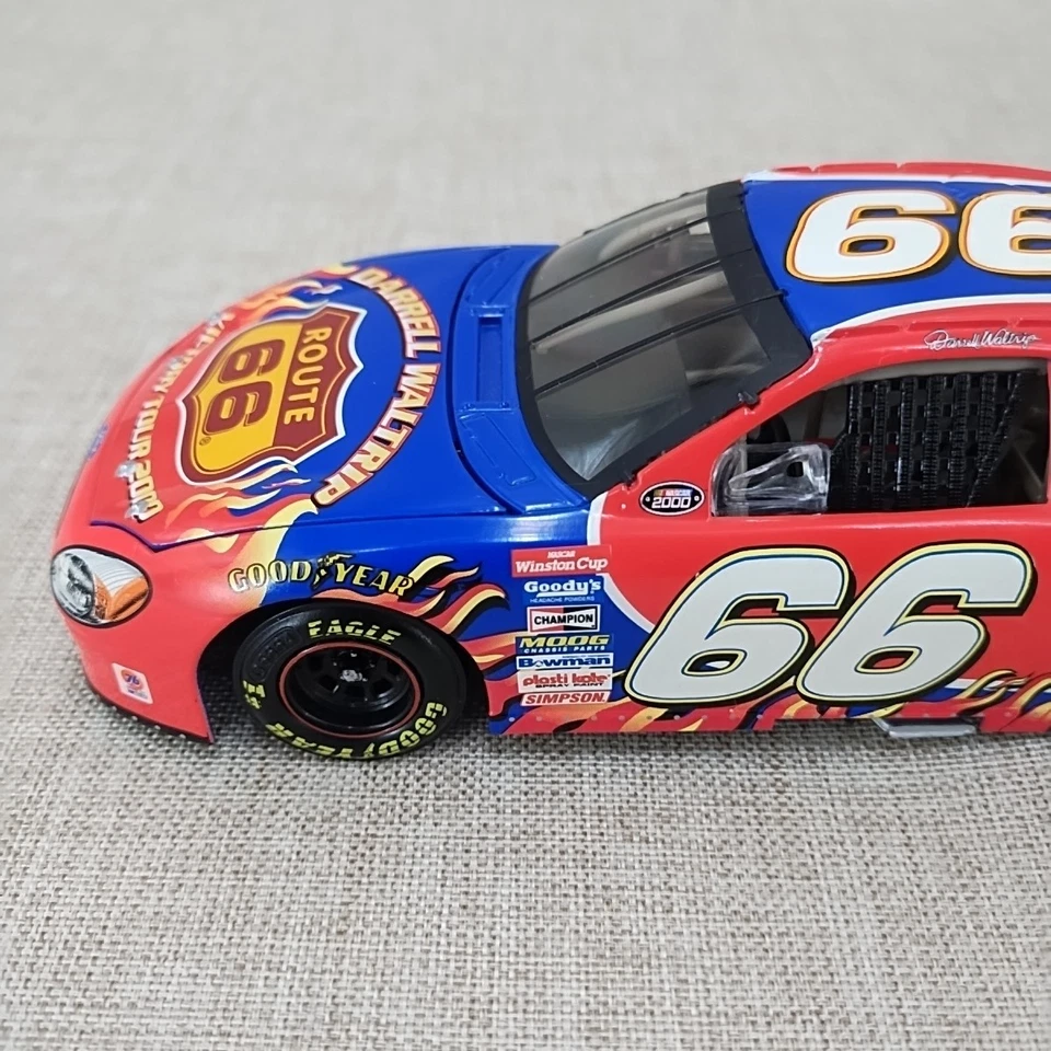 Литая модель 2000 Darrell Waltrip No66 Kmart Victory Tour 2000 Taurus LE 1:24 - Изображение 2 из 4