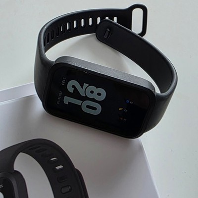 Xiaomi Smart Band 9 Active Schwarz 1,47'' Farbdisplay Fitnesstracker mit OVP
