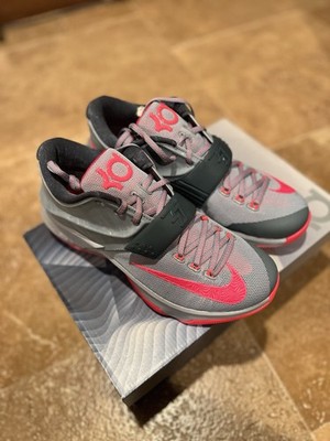 KD 7 CALM BEFORE THE STORM * BRAND NEW * SIZE 8