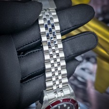 2025 Tudor Black Bay 58 Burgundy | 39mm | Jubilee | M7939A1A0RU-0001 14