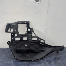 Vauxhall Grandland X 2017 To 2024 Front Left Bumper Grille With PDC YP00028777 