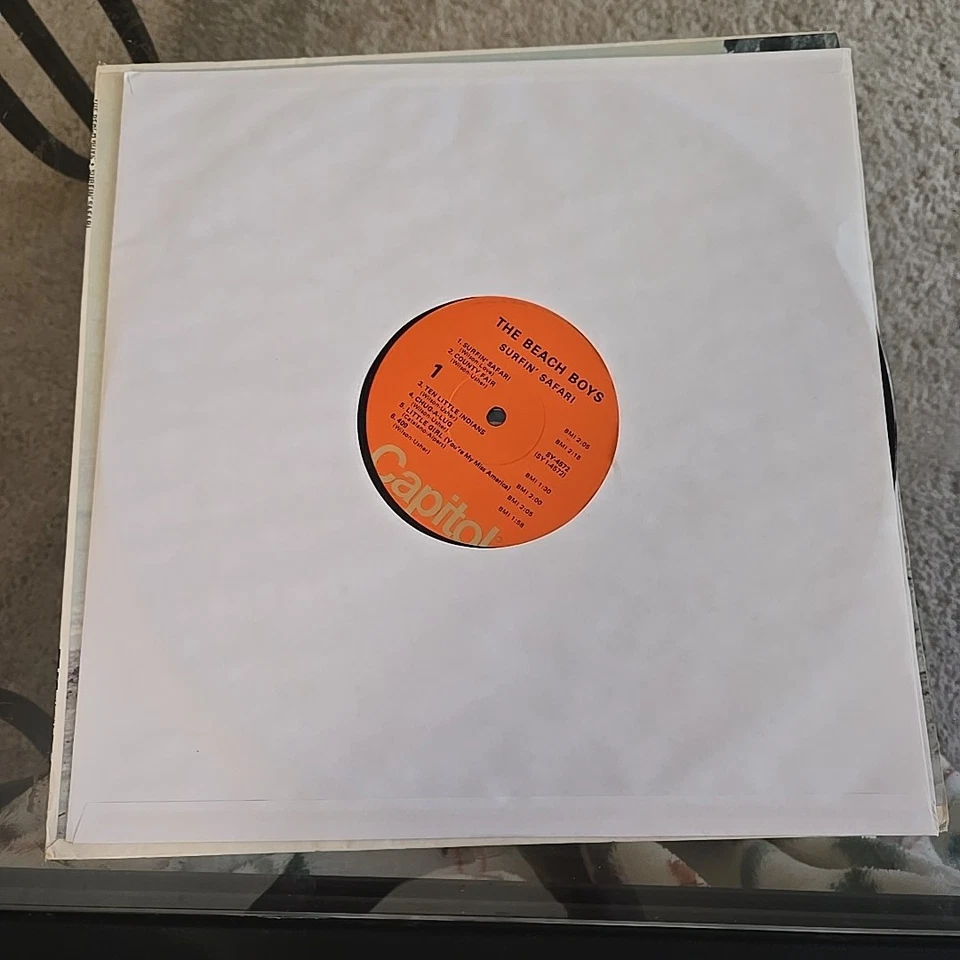 1962 The Beach Boys "Surfin' Safari" LP Vinyl Record w/Sleeve Capitol VG/VG+! Foto 4 de 4