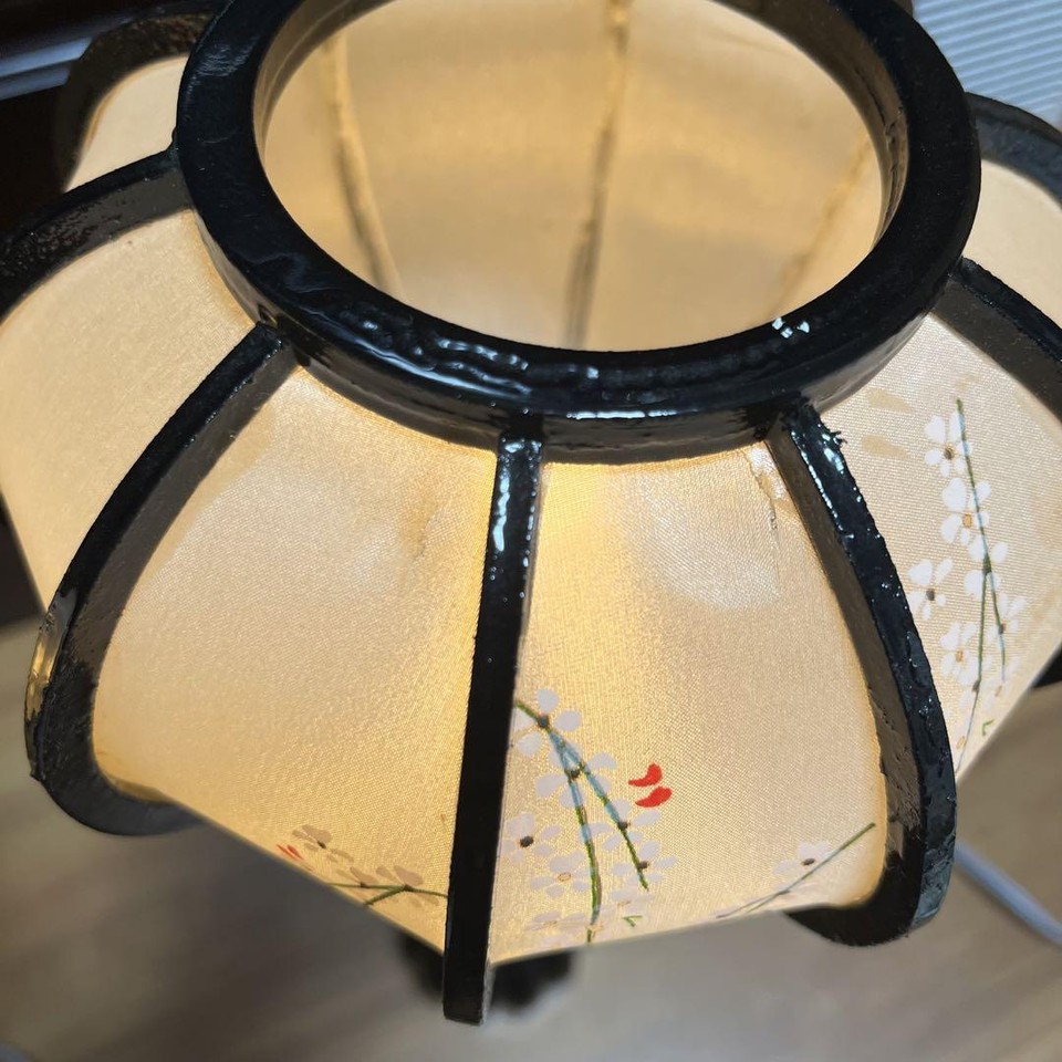 Traditional Craft Wooden Snow Cave Chrysanthemum Lantern 39Cm Bonbori