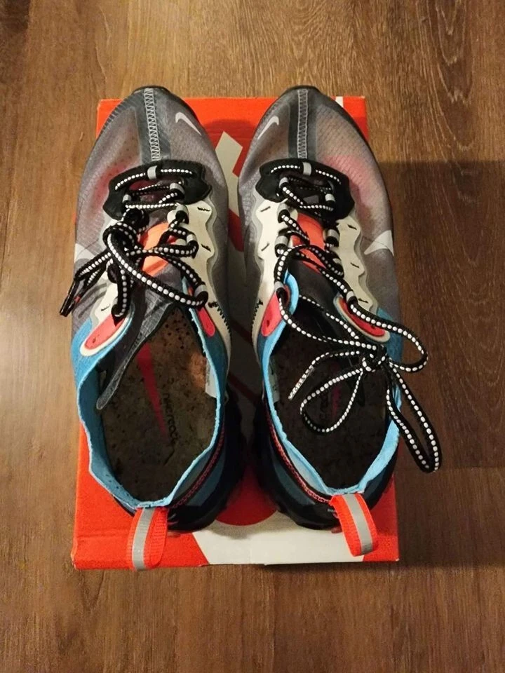 Nike React Element 87 Blue Chill Solar Red size 8.5 - Image 3 of 4