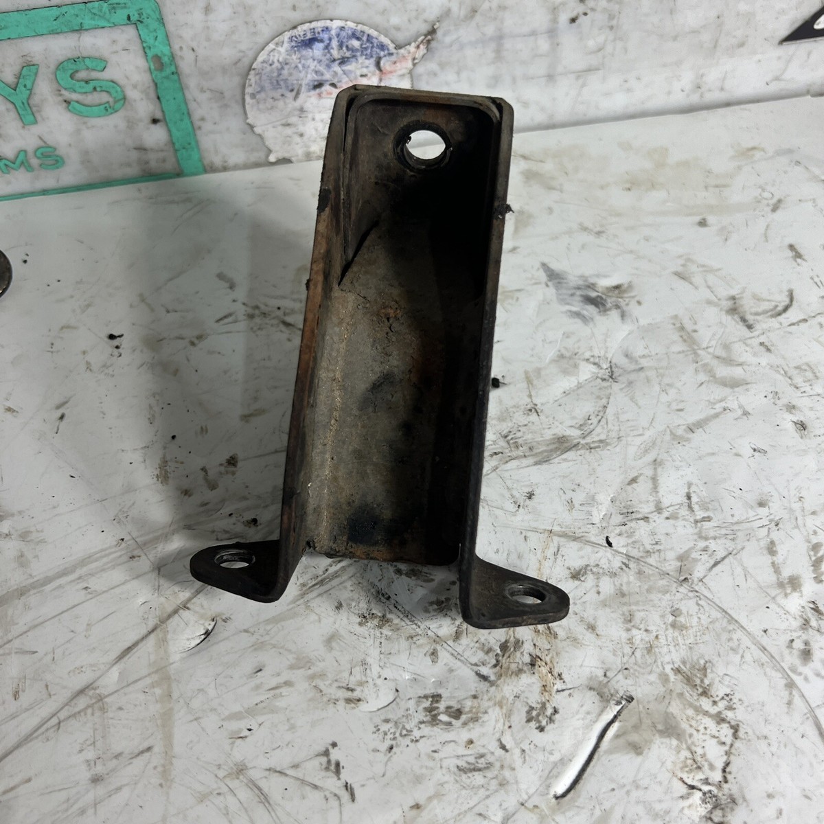 79-83 Datsun 280zx Engine Mount Brackets Left Right Pair L28