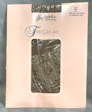 Fredericks of Hollywood Bare Thigh High Lace Top Stockings Size P/S Petite Small