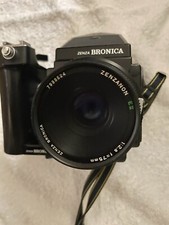 Zenza Bronica ETRSI w/ 75mm F2.8 Lens