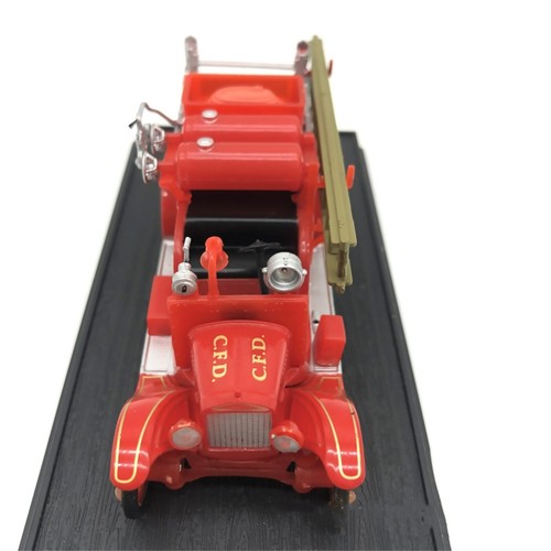 1/72 Scale Alloy Car Model USA 1926 Model T Fire Truck Alloy Military Model - Picture 5 of 9