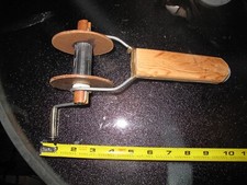 Vtg Wood and Metal Kite String Holder Winder
