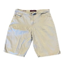 Gloria Vanderbilt Amanda Bermuda Shorts, Wome...