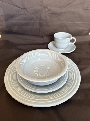 Fiesta Fiestaware Periwinkle Blue Dinnerware 5 Piece Place Setting