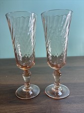 Vintage Arcoroc Rosaline Pink Stemmed Swirl Champagne Flute Glasses Pair Of 2