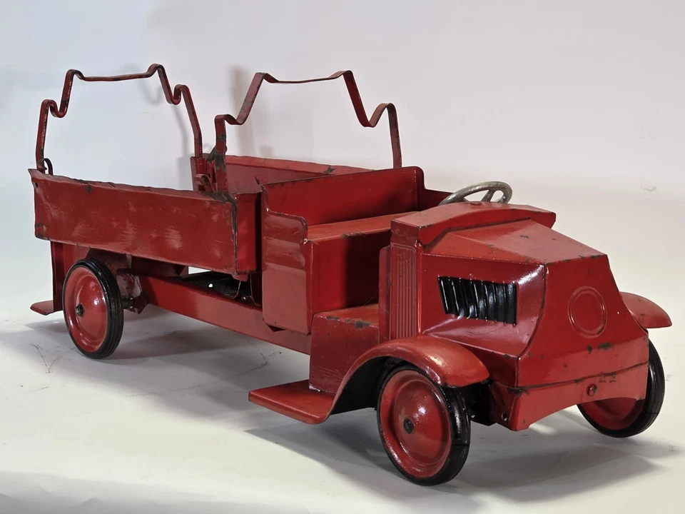 Antique Steelcraft Mack Pressed Steel "City Fire Dept" Toy Fire Truck 1920s Red - Image 2 of 4