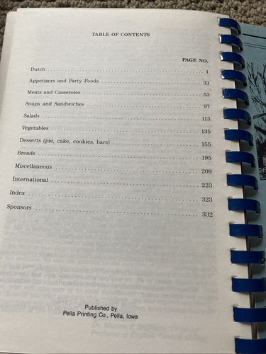 A Taste of the World Central College Aux Cookbook Pella IA. Ninth Edition 1992 - Foto 4 di 4