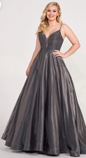  NWT Ellie Wilde EW121005 prom ballgown, Size 8, Retail 545 