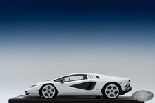 1/18 MR Collection Lamborghini Countach LPI 800-4 White 🤝ALSO OPEN FOR TRADE🤝
