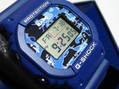 時計 A BATHING APE CASIO G-SHOCK CAMO DW-5600 A BATHING APE x CASIO G-SHOCK DW-5600 Blue Camo 2000pcs Limited