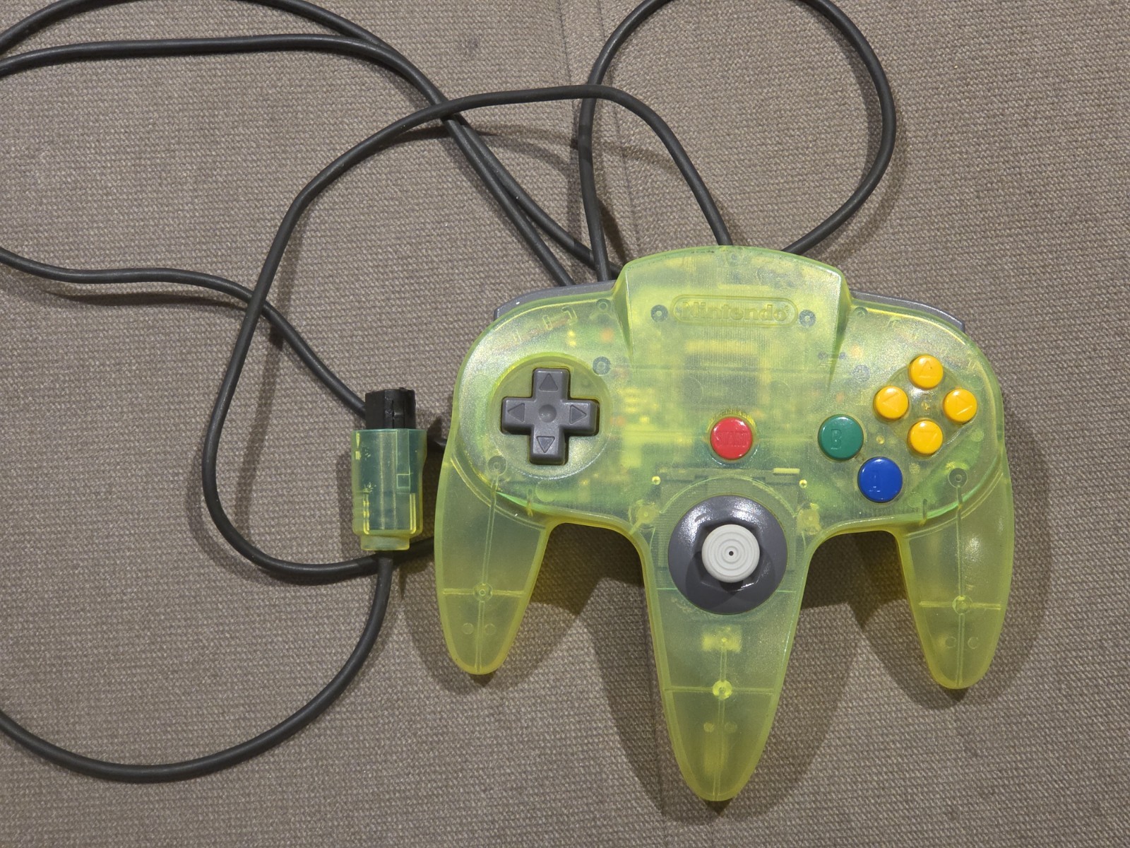Nintendo 64 N64 Extreme Green Controller Lime Neon Transparent Toys-R-US Rare
