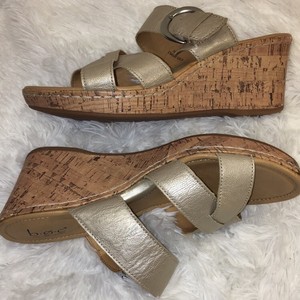 cushion sole sandals