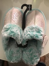 wonder nation little big Girl s Suede Scuff slippers Size 2/3