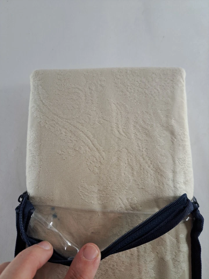 Chaps Home Juliette Euro Sham NOVO damasco marfim com acabamento vermelho algodão 26x26 - Imagem 4 de 4