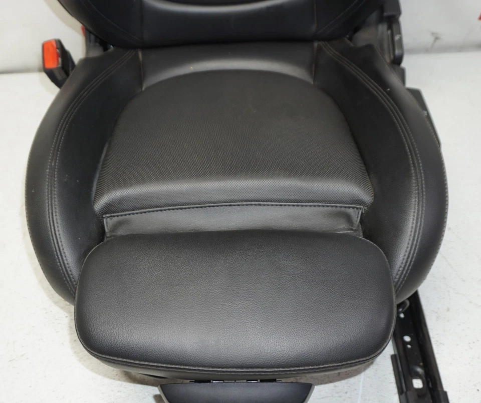 Переднее левое удобное кожаное сиденье со стороны водителя регулируемое вручную оригинальное Mini Cooper F54 - Изображение 3 из 4
