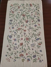 Vntg West point Pepperell Towel In Farmhouse/ Boho/Floral Designs