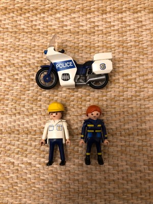 playmobil police motorcycle