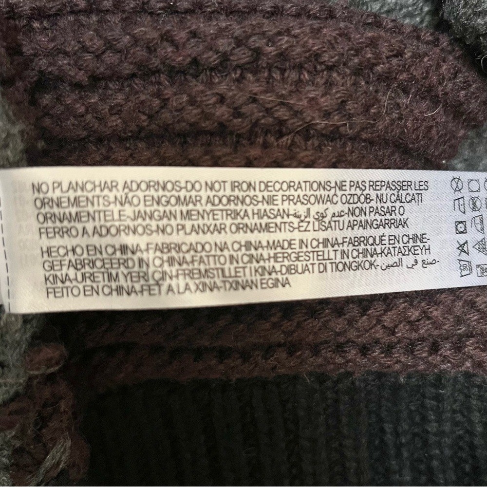 Cable knit Sweater Men's Fisherman Chunky Knit Pa… - image 14