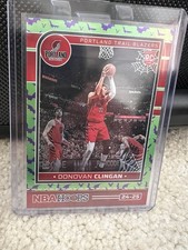 2024-25 Hoops Haunted Hoops - Donovan Clingan #261 Holo Web