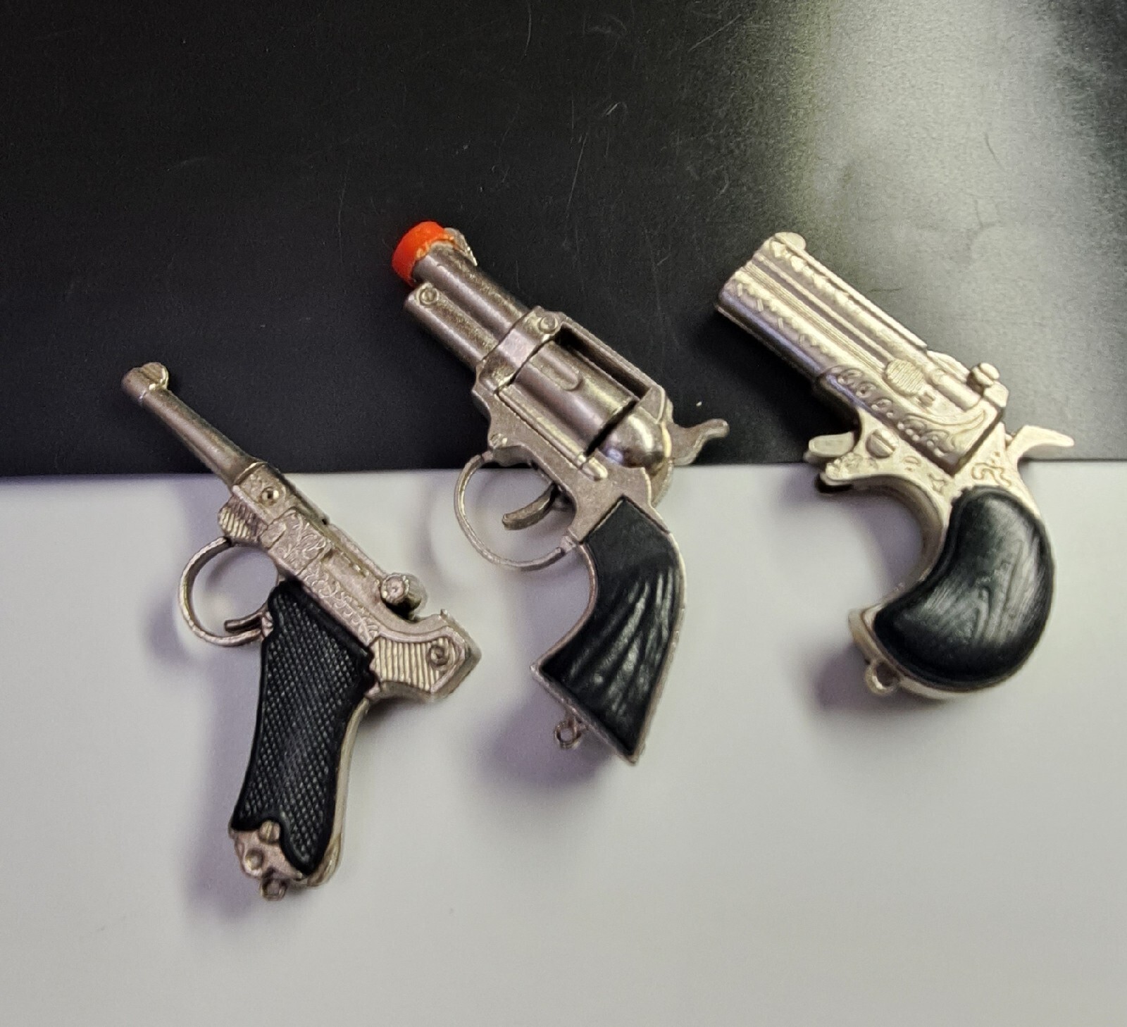 VINTAGE TOY CAP GUNS KEYCHAINS Luger, Double Grelly USA