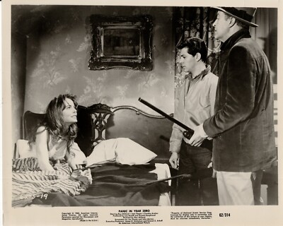 Ray Milland Frankie Avalon Panic in the Year Zero 8x10 original photo #B6971