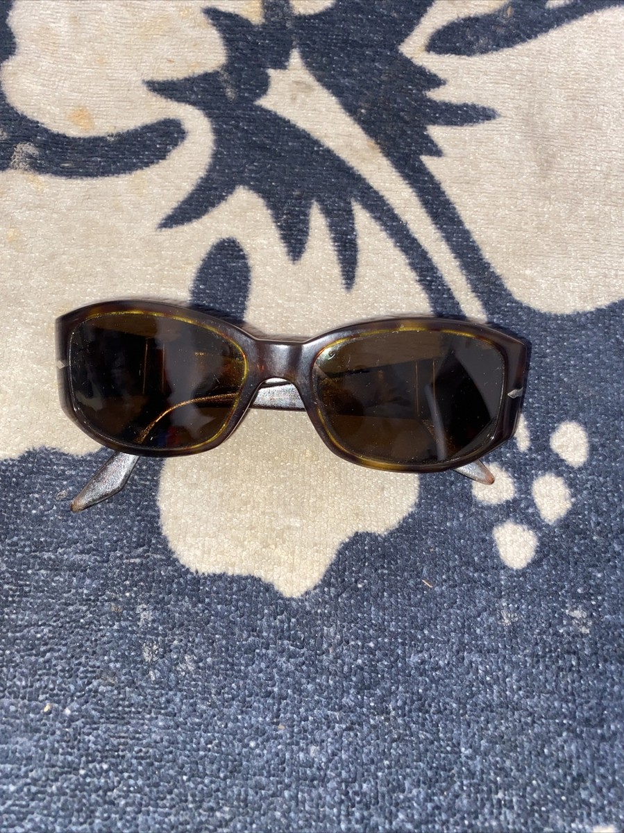 Vintage Persol Tortoise Shell Brown Women display picture 3